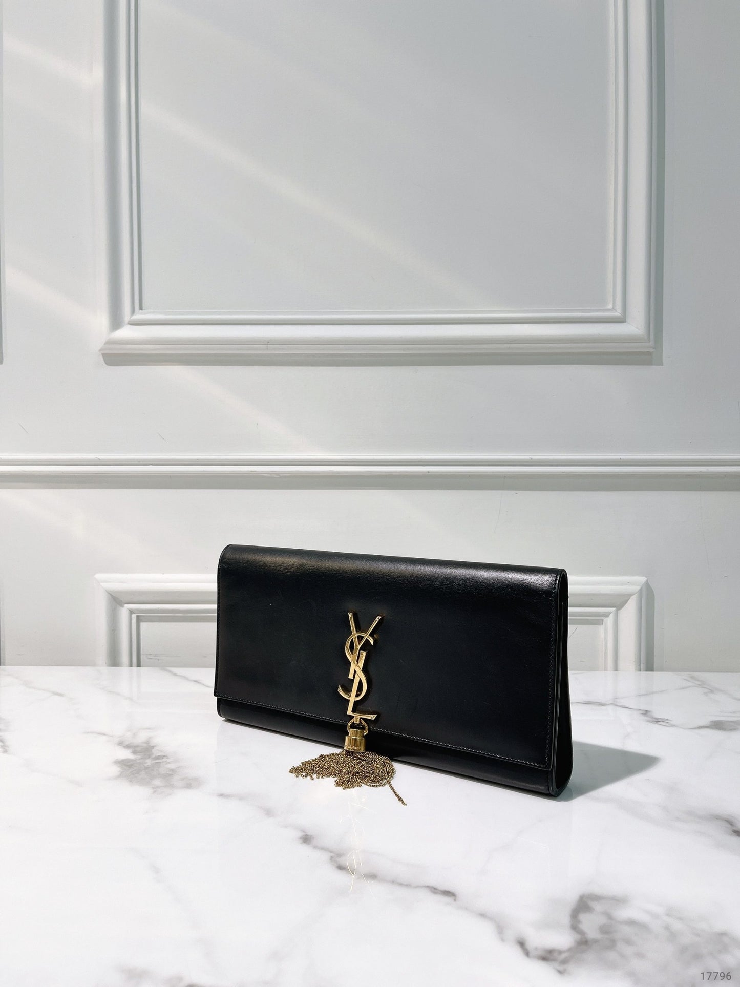 YSL HAND POUCH, Black/Gold