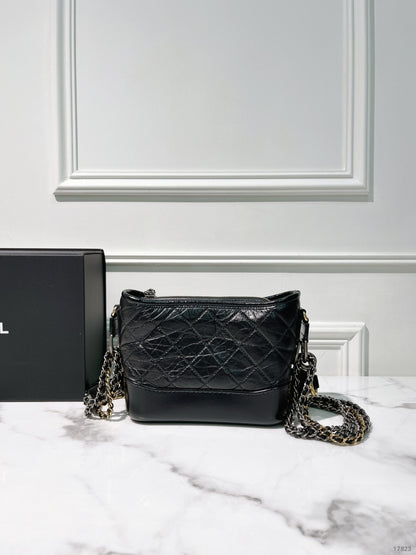 CHANEL SMALL GABRIELLE HOBO WITH HANDLE, Black/Gold