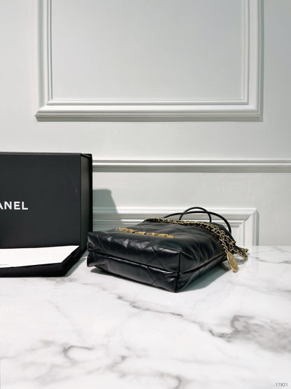 CHANEL MINI 22 BAG, Black/Gold