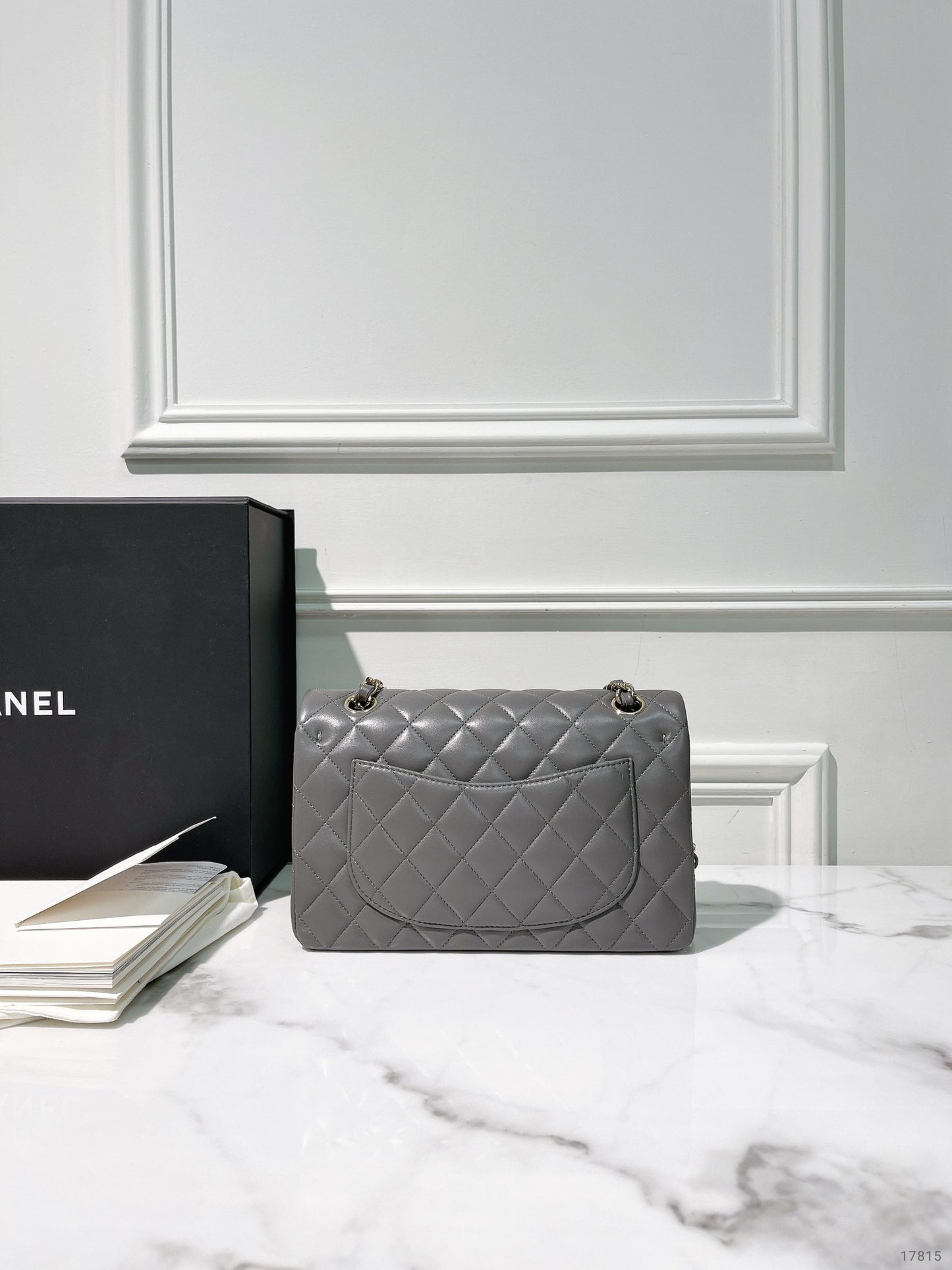 CHANEL SMALL CLASSIC FLAP, Grey/Gold