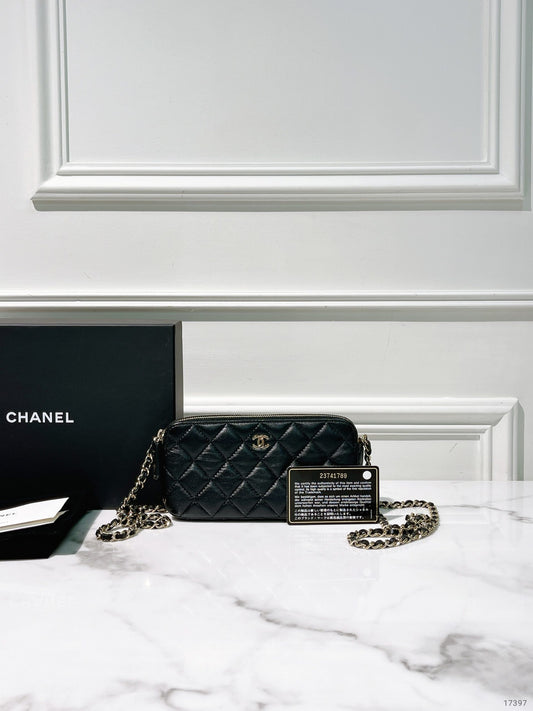 CHANEL DOUBLE ZIP BAG, Black/Gold