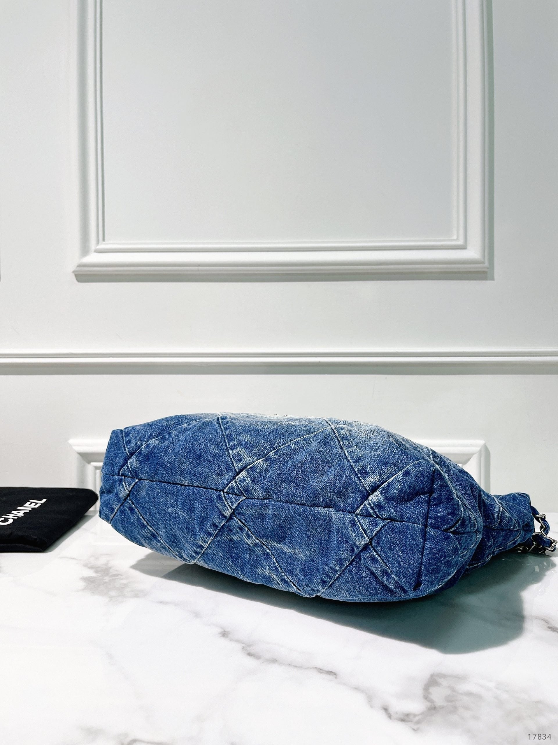 CHANEL SMALL 22 BAG, Denim