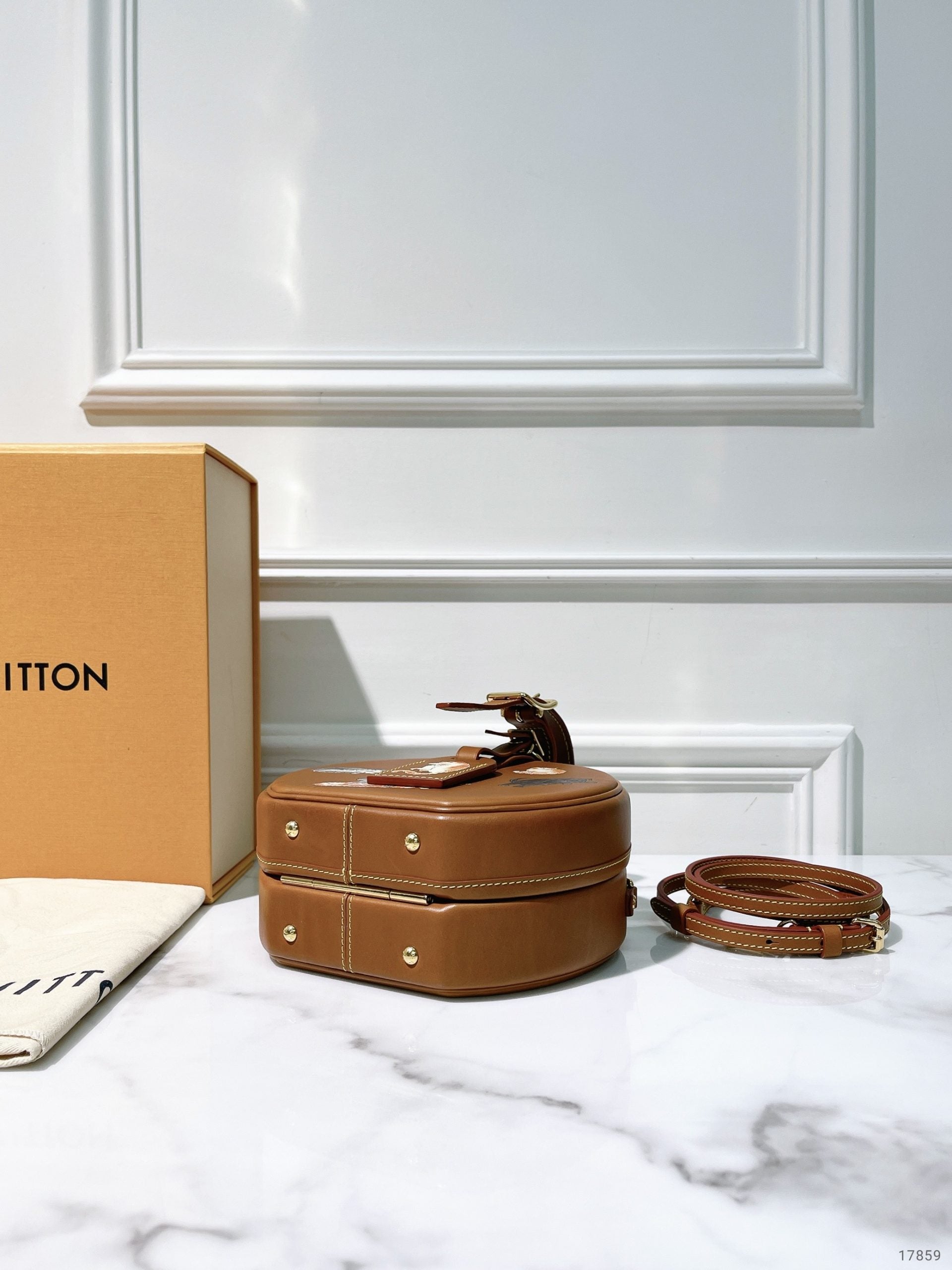 LV PETITE BOITE CHAPEAU, Limited Edition