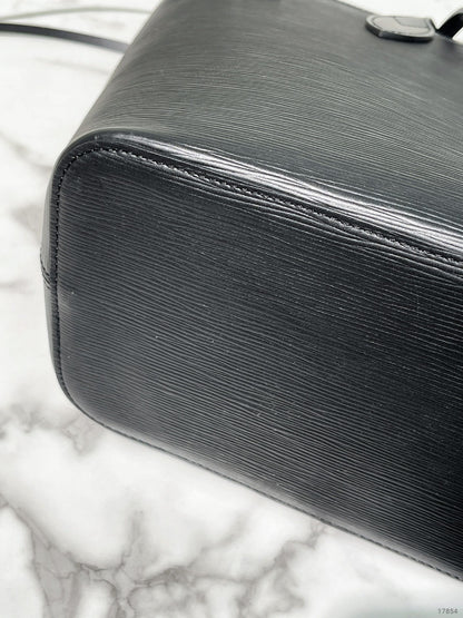 LV NEVERFULL MM, Black