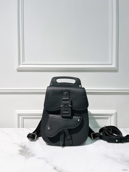 DIOR SADDLE BACKPACK, Black/Silver