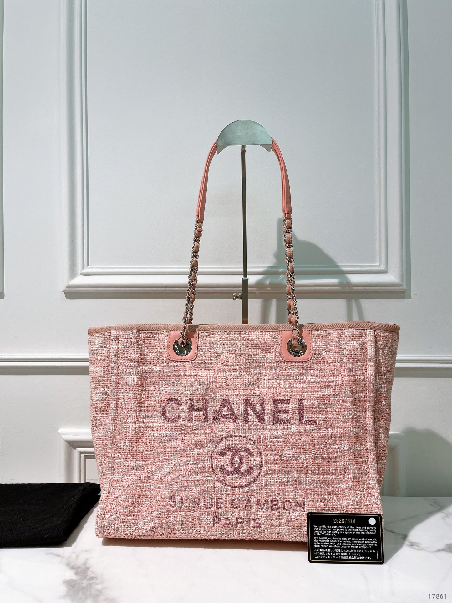 CHANEL SHOPPING TOTE, Pink/Gold