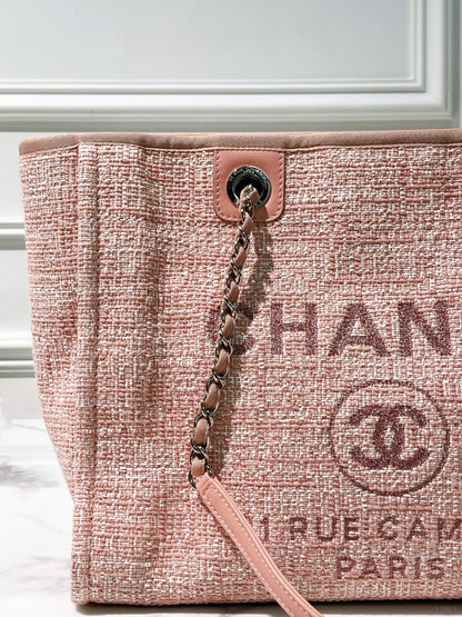 CHANEL SHOPPING TOTE, Pink/Gold