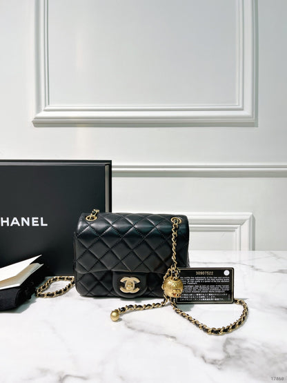 CHANEL PEARL CRUSH MINI SQUARE, Black/Gold