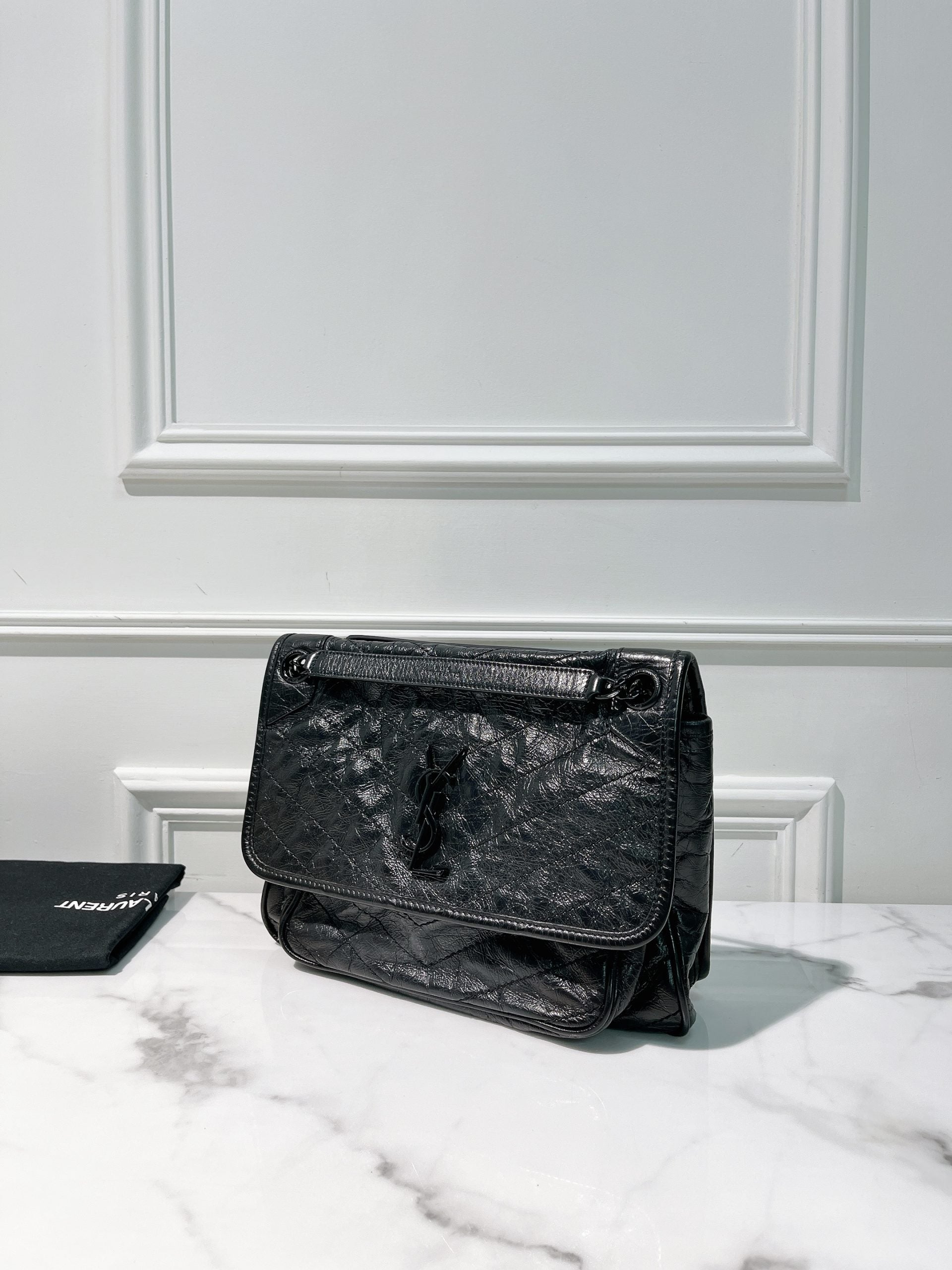 YSL MEDIUM NIKI, So Black