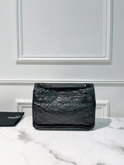 YSL MEDIUM NIKI, So Black