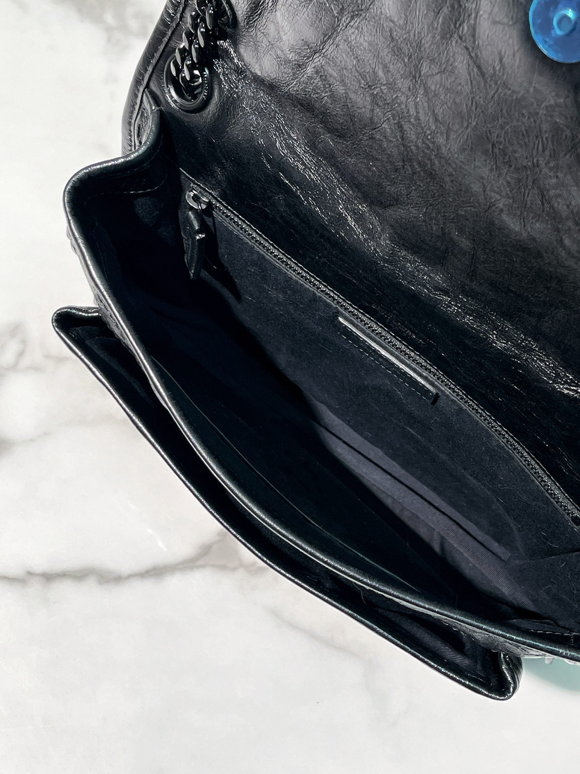 YSL MEDIUM NIKI, So Black