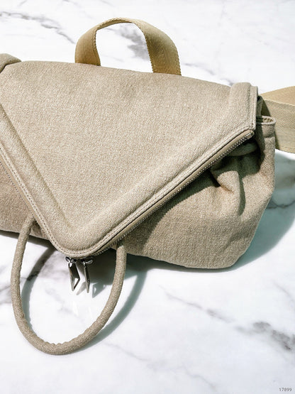 BOTTEGA VENETA WAIST BAG, White/Silver