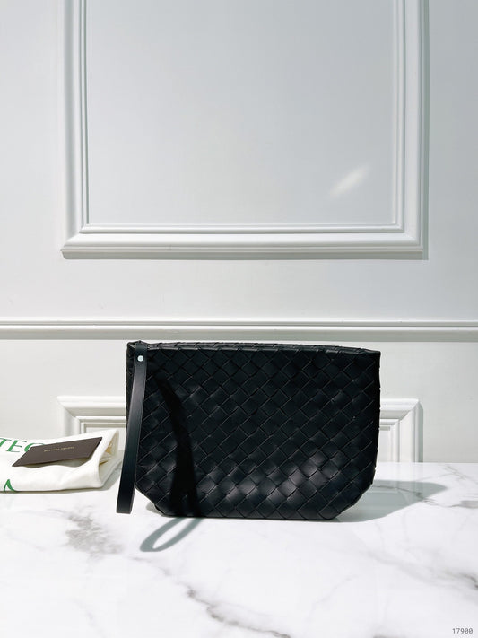 BOTTEGA VENETA POUCH, Black/Silver