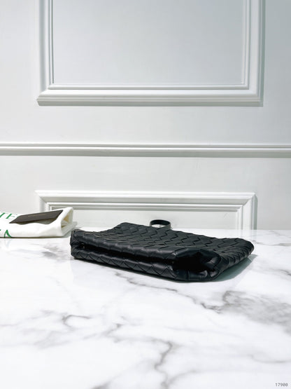 BOTTEGA VENETA POUCH, Black/Silver