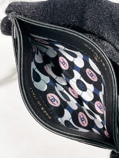 CHANEL 23K CARD HOLDER, Black