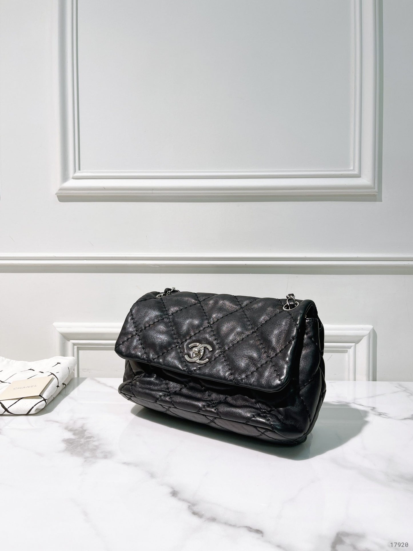 CHANEL SHOULDER BAG, Black/Silver