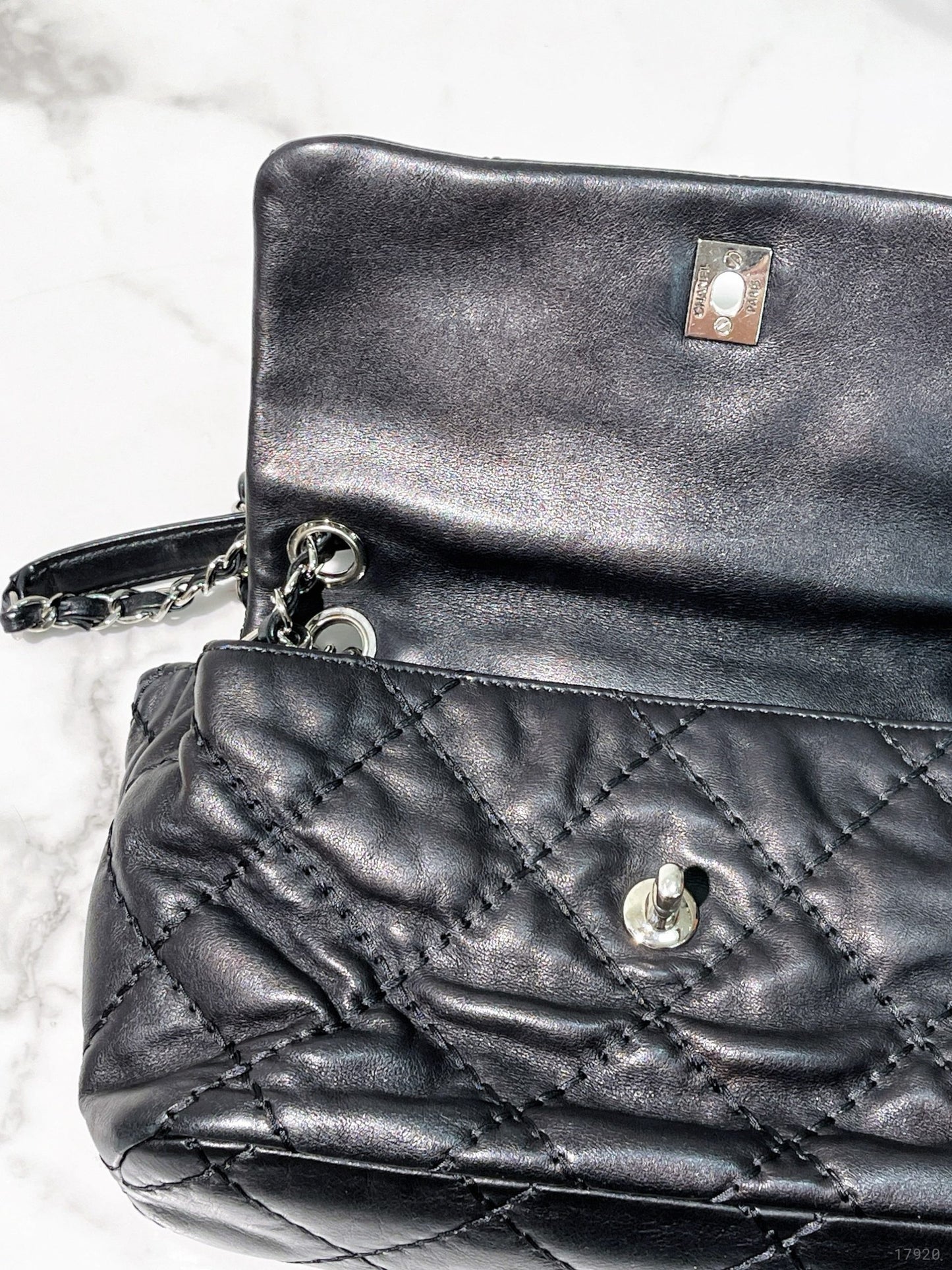 CHANEL SHOULDER BAG, Black/Silver