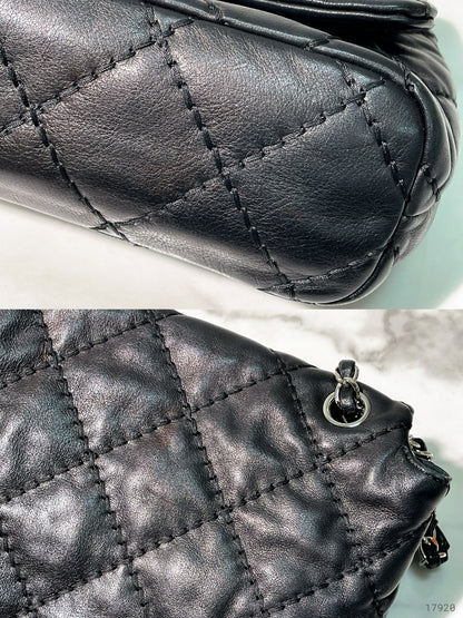 CHANEL SHOULDER BAG, Black/Silver