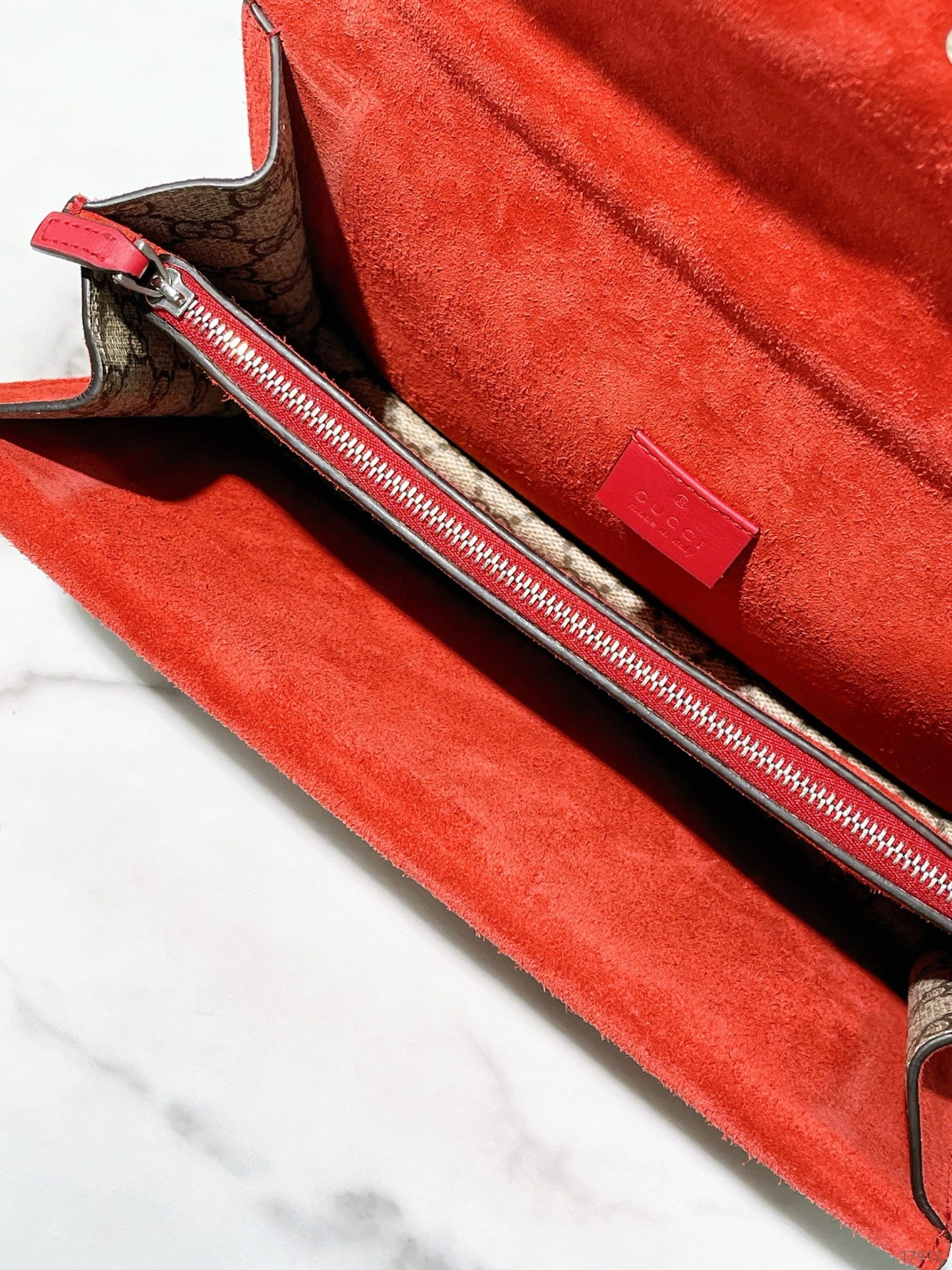 GUCCI DIONYSUS SHOULDER BAG