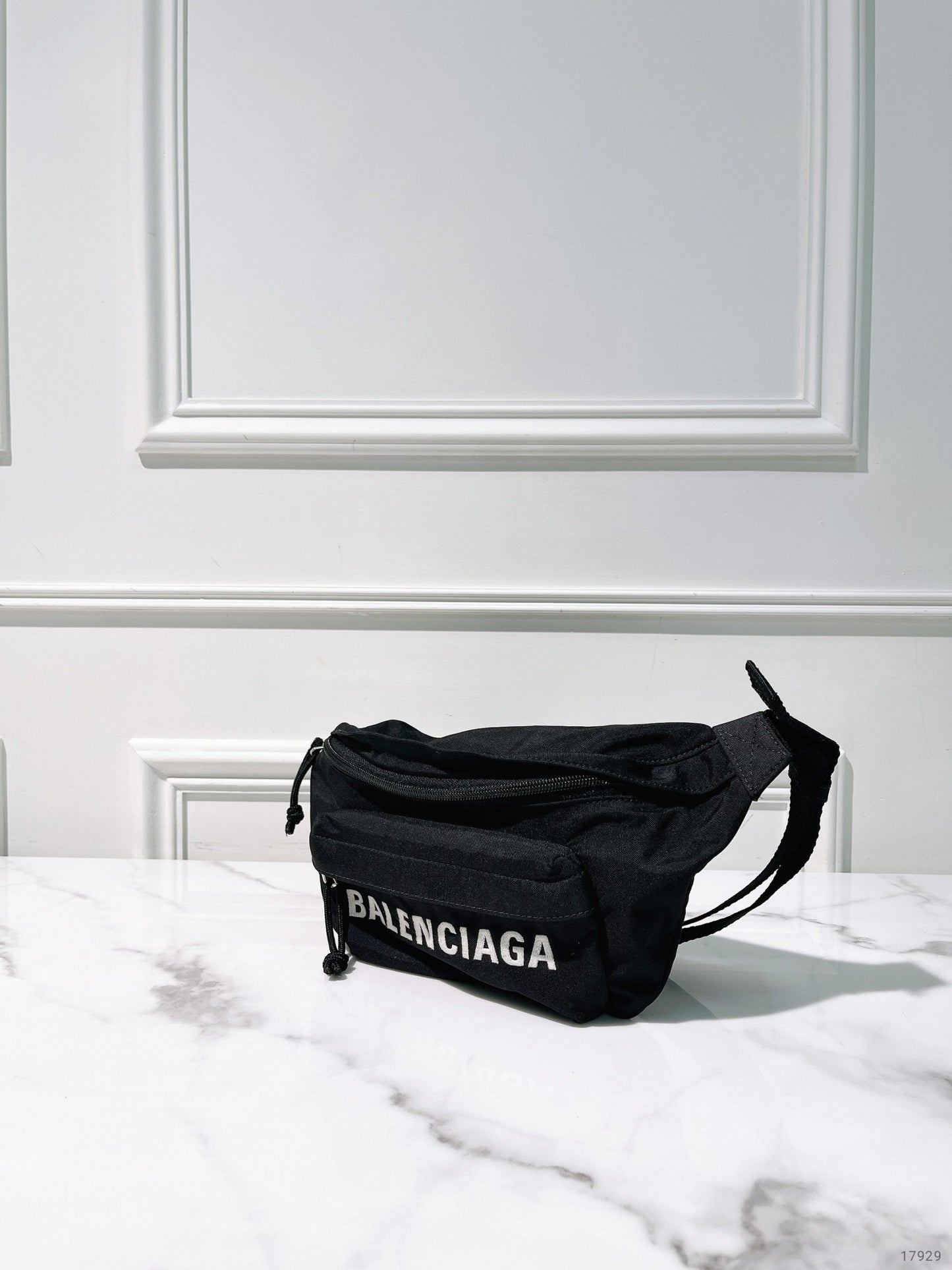 BALENCIAGA WAIST BAG, Black/White
