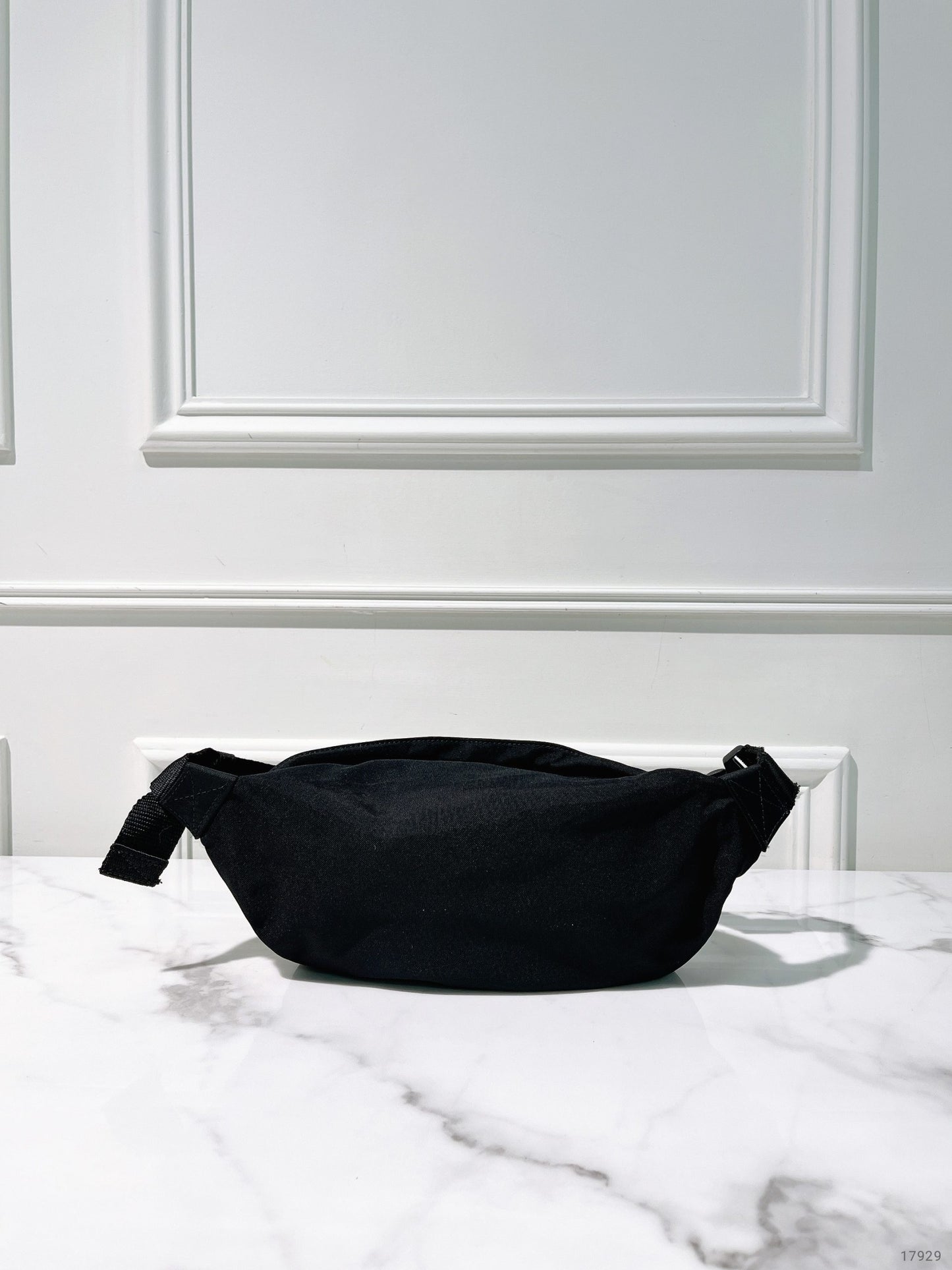 BALENCIAGA WAIST BAG, Black/White