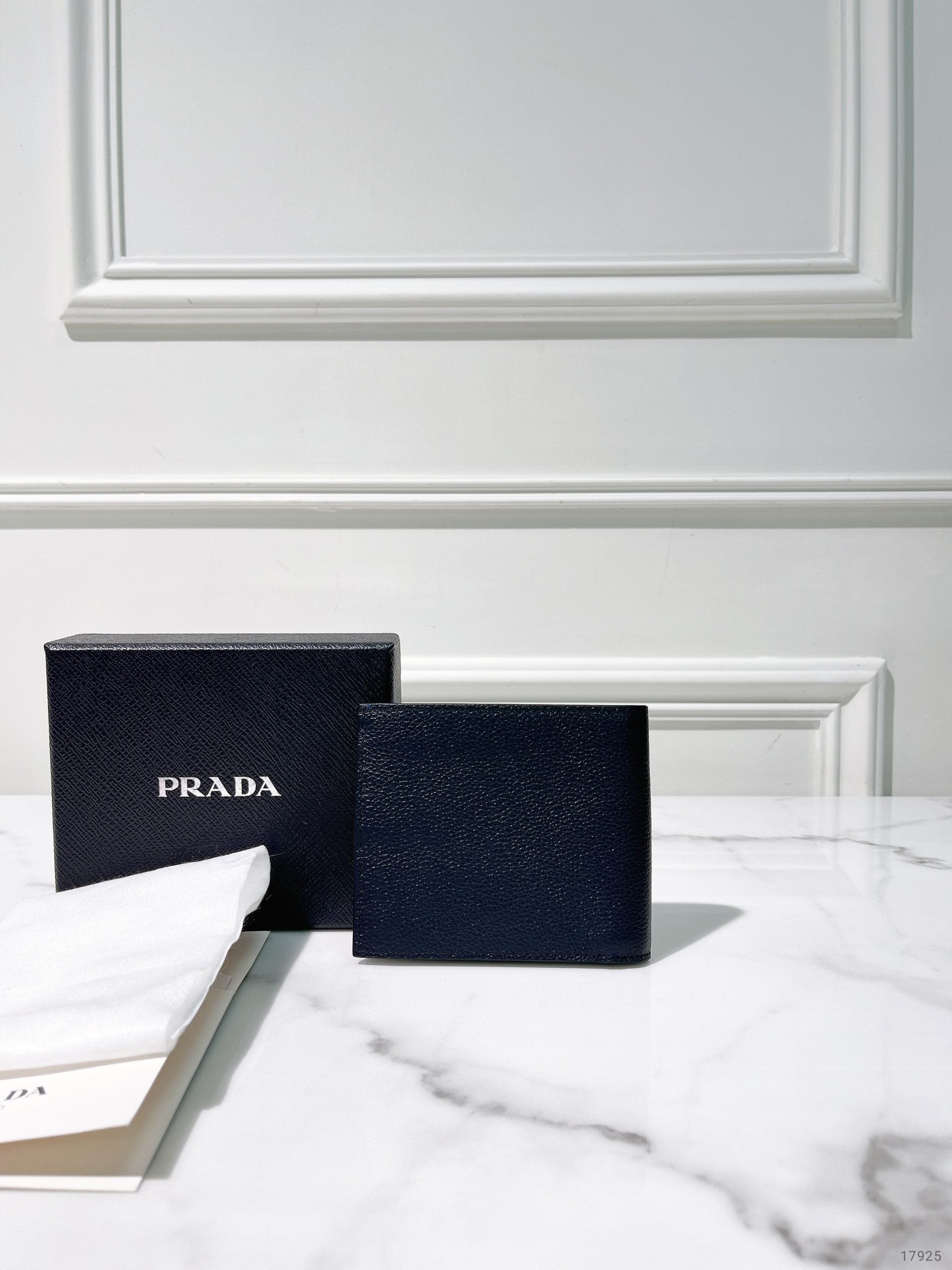 PRADA WALLET