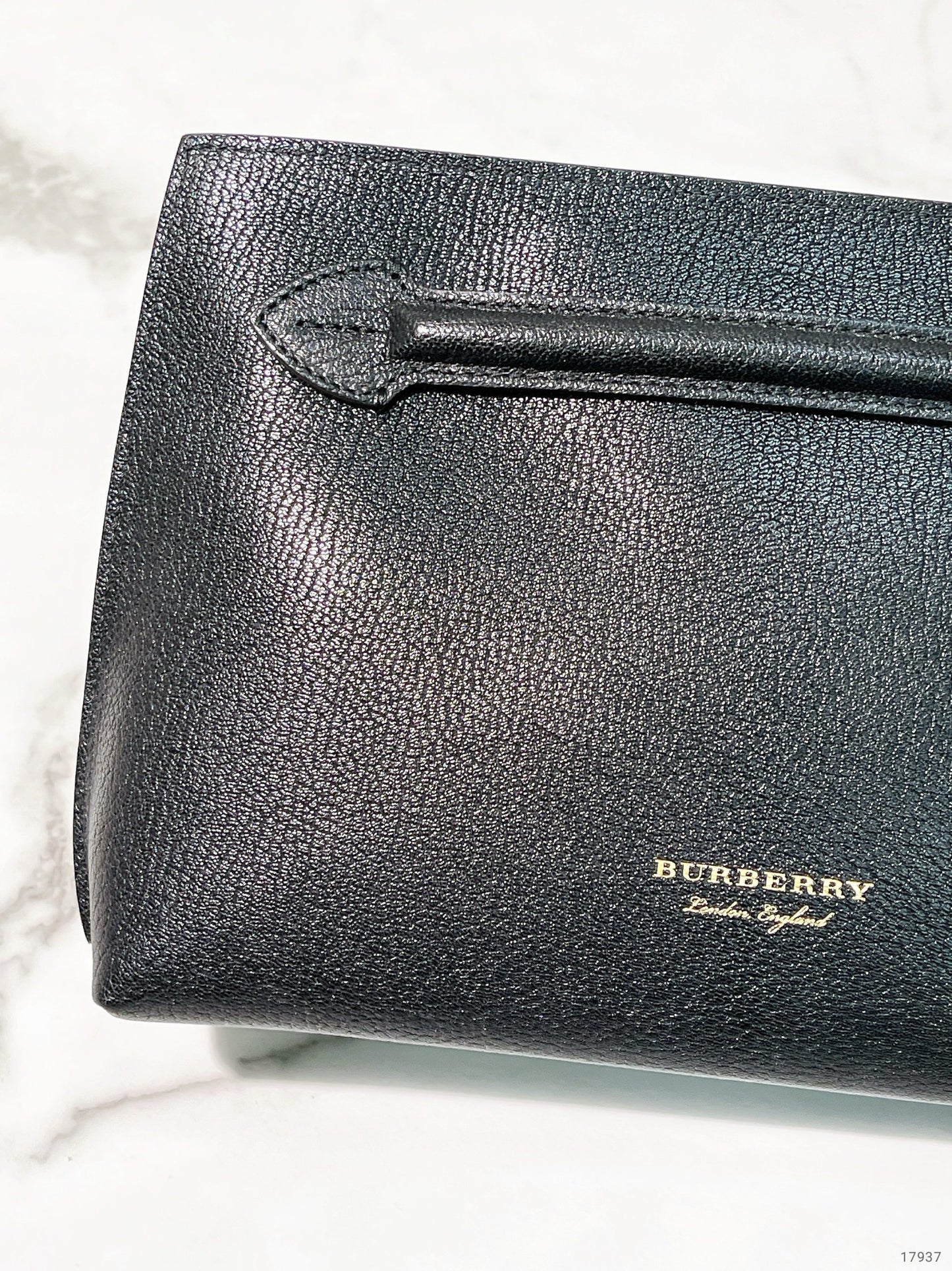 BURBERRY HAND POUCH