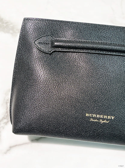 BURBERRY HAND POUCH