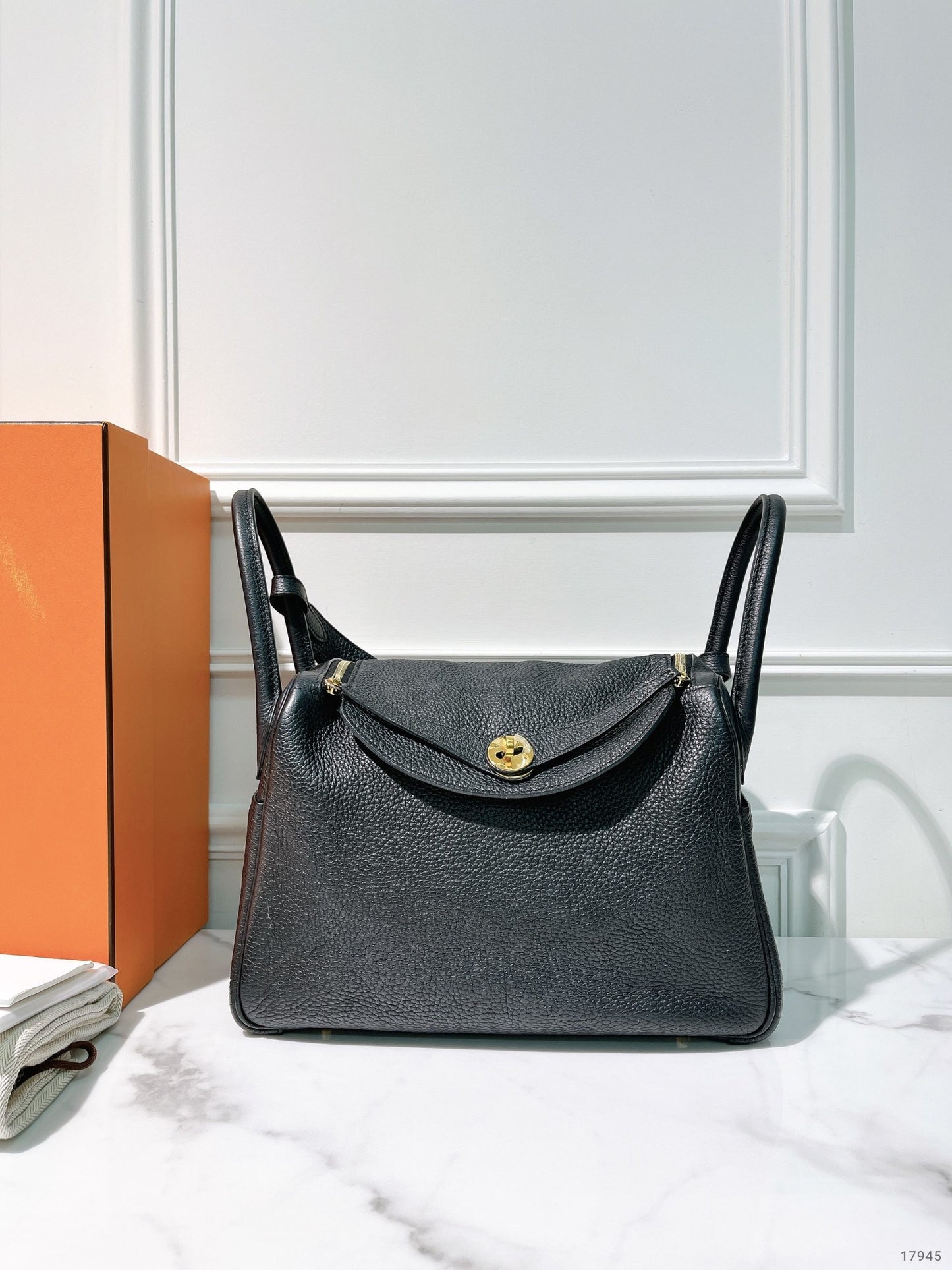 HERMES LINDY 30, Noir/Gold