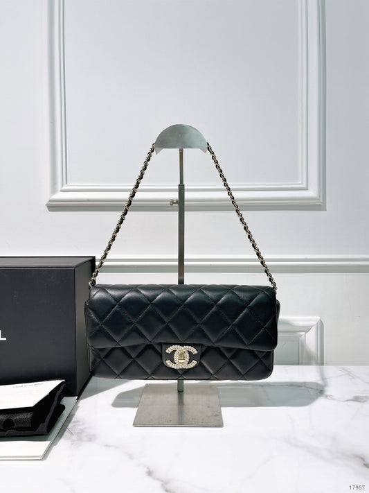 CHANEL 23P FLAP, Black/Gold