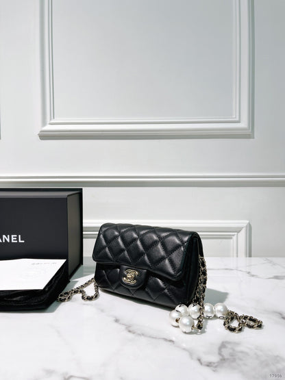 CHANEL 20SS MINI FLAP, Black/Gold
