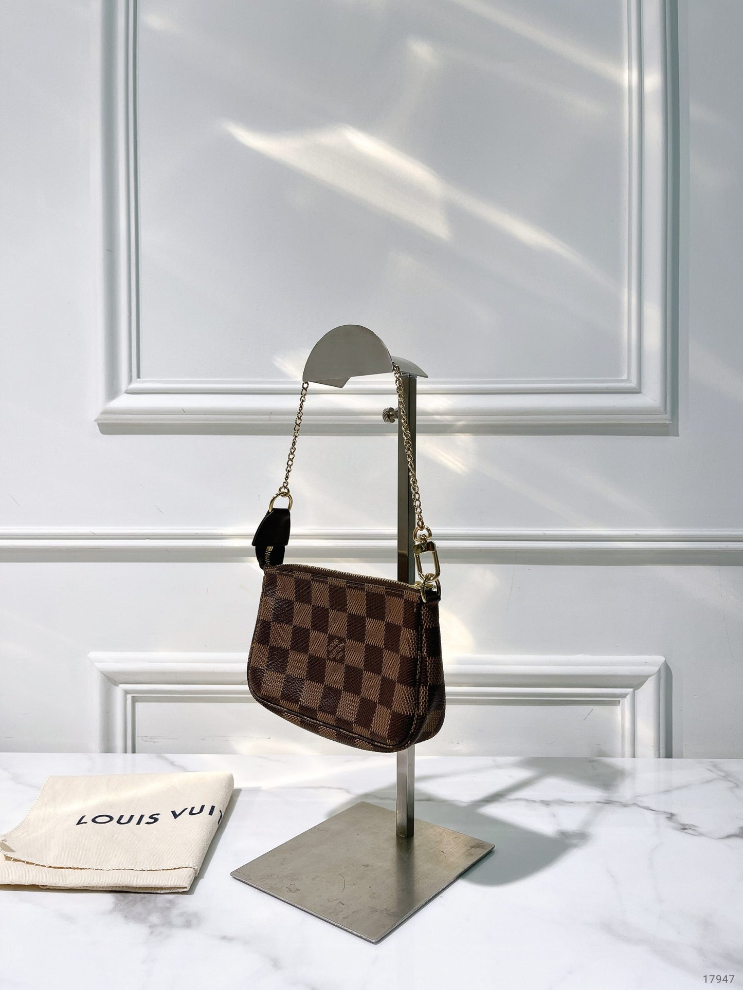 LV MINI POCHETTE ACCESSOIRES, Damier