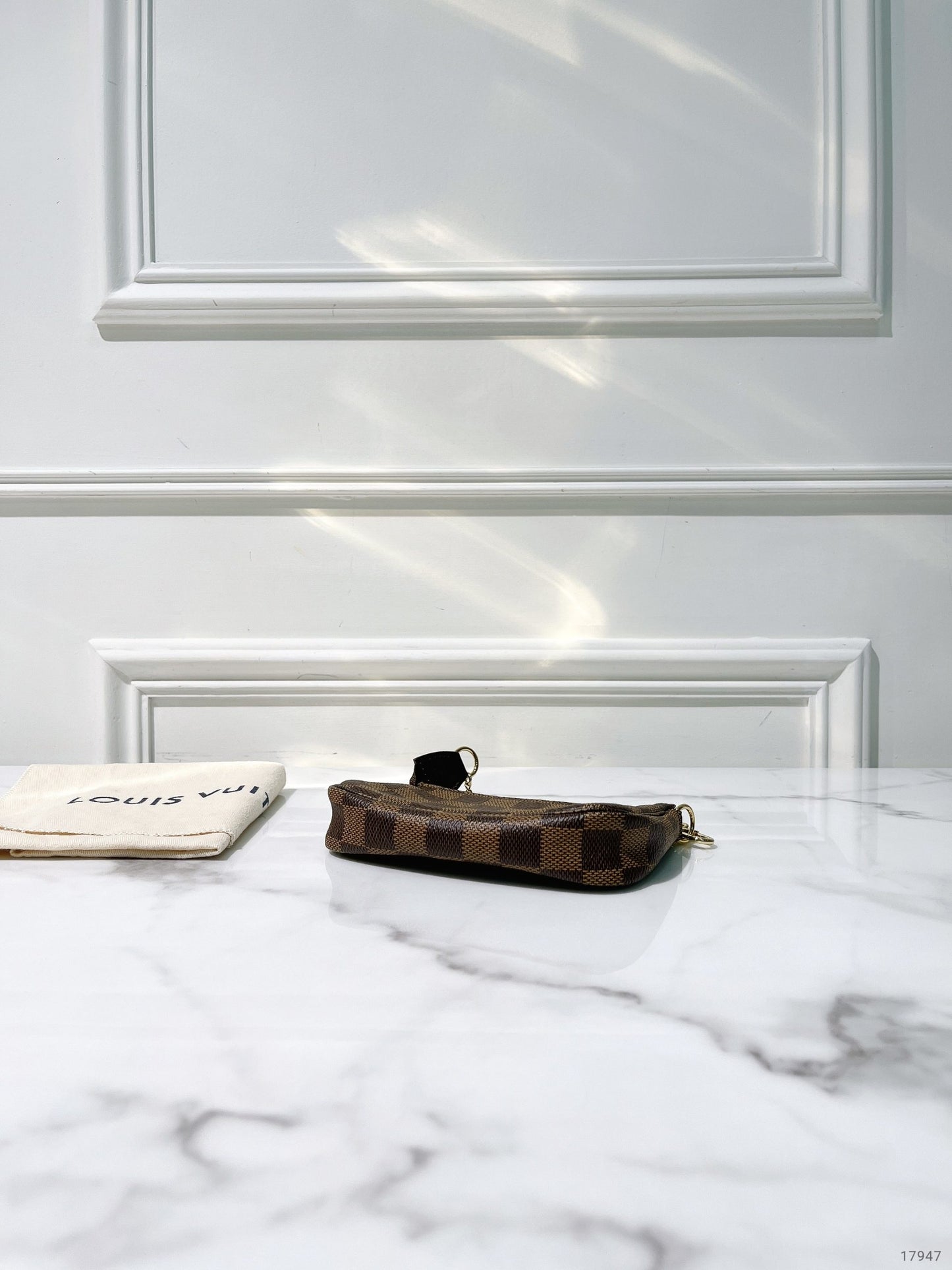 LV MINI POCHETTE ACCESSOIRES, Damier