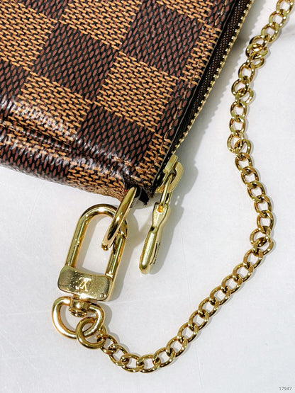 LV MINI POCHETTE ACCESSOIRES, Damier