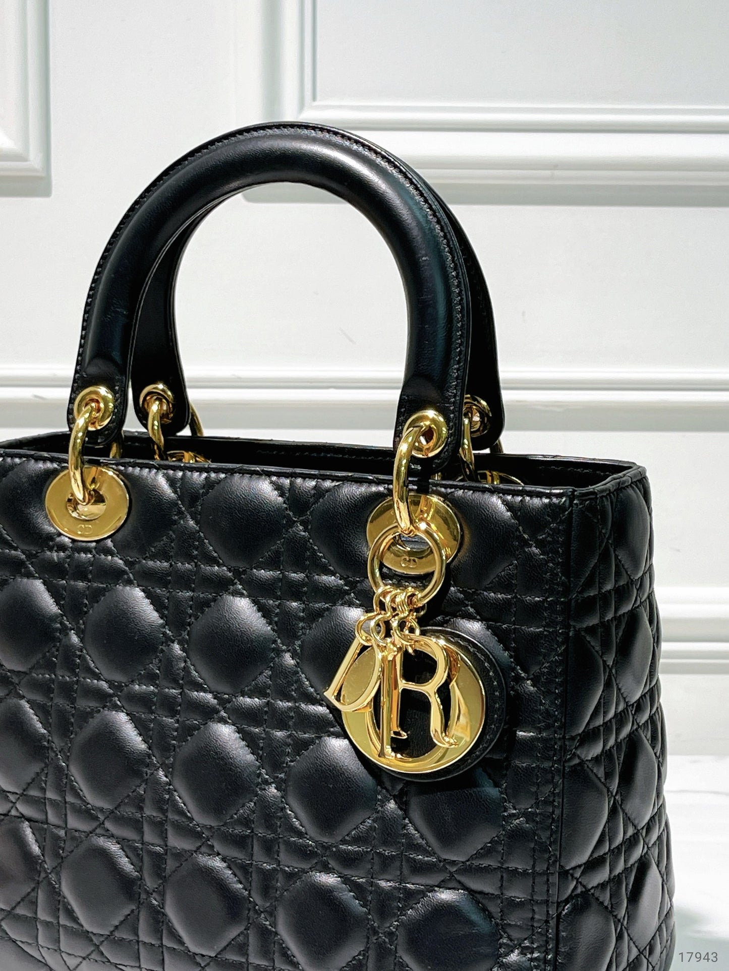 DIOR MEIDUM LADY DIOR BAG, Black/Gold