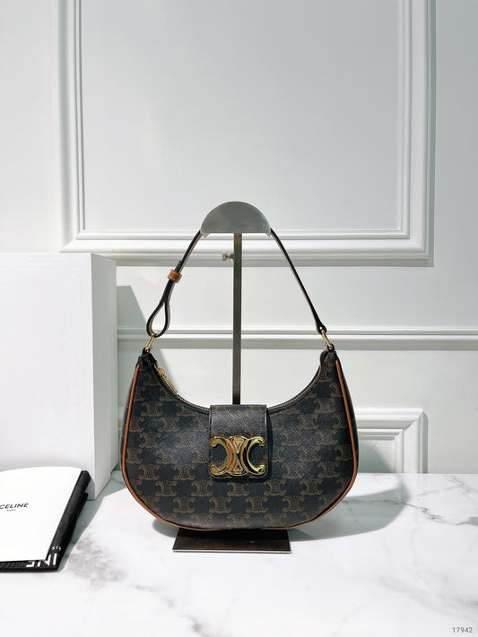 CELINE MEDIUM AVA TRIOMPHE BAG