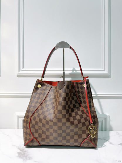 LV CAISSA, Damier