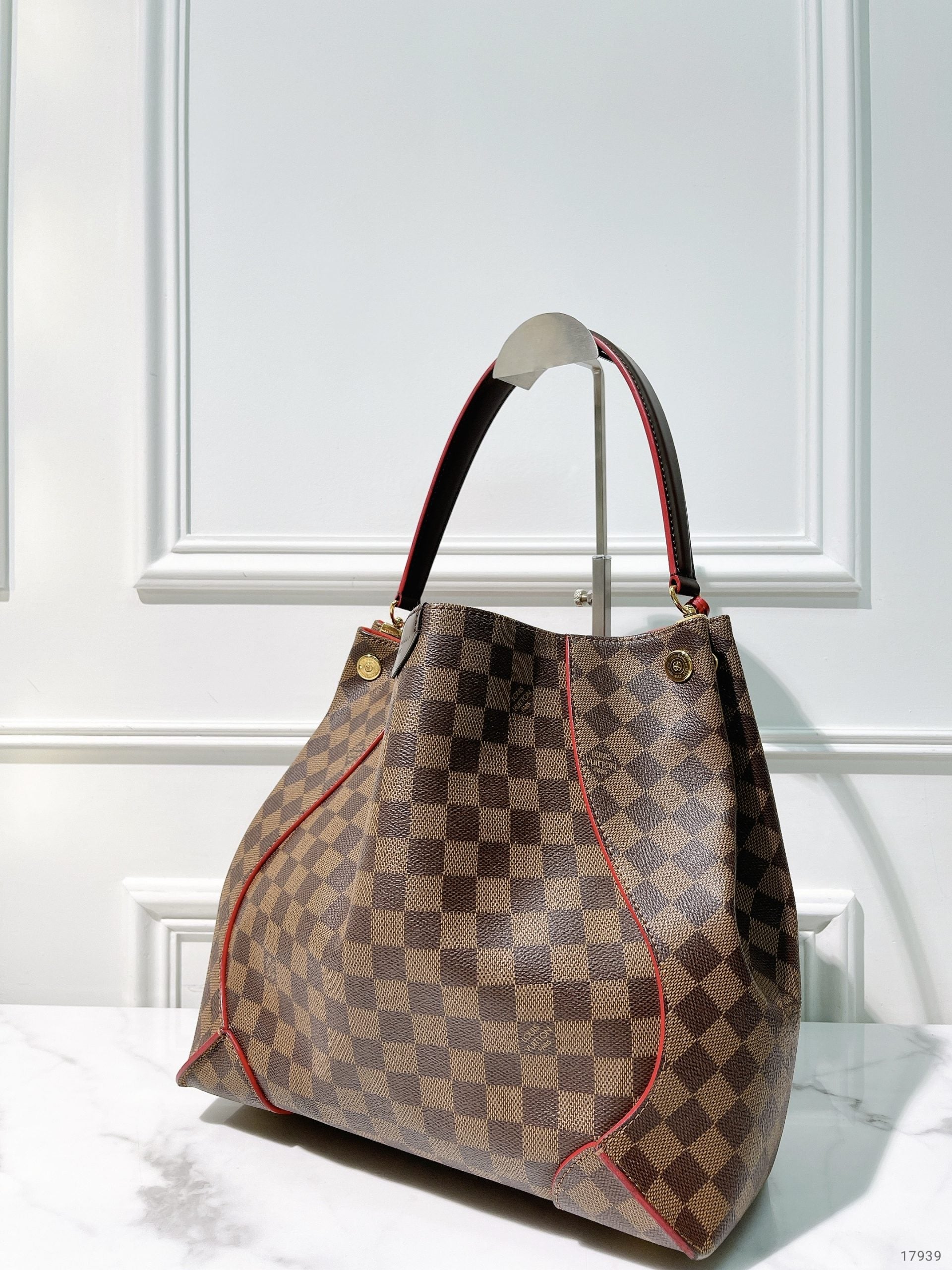 LV CAISSA, Damier