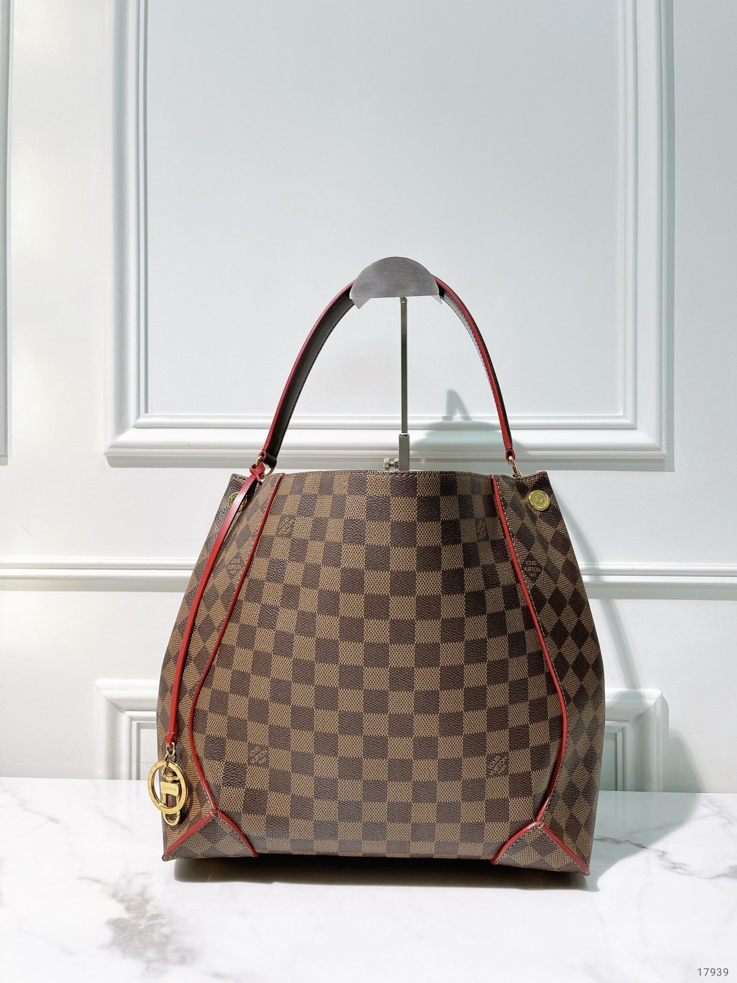 LV CAISSA, Damier