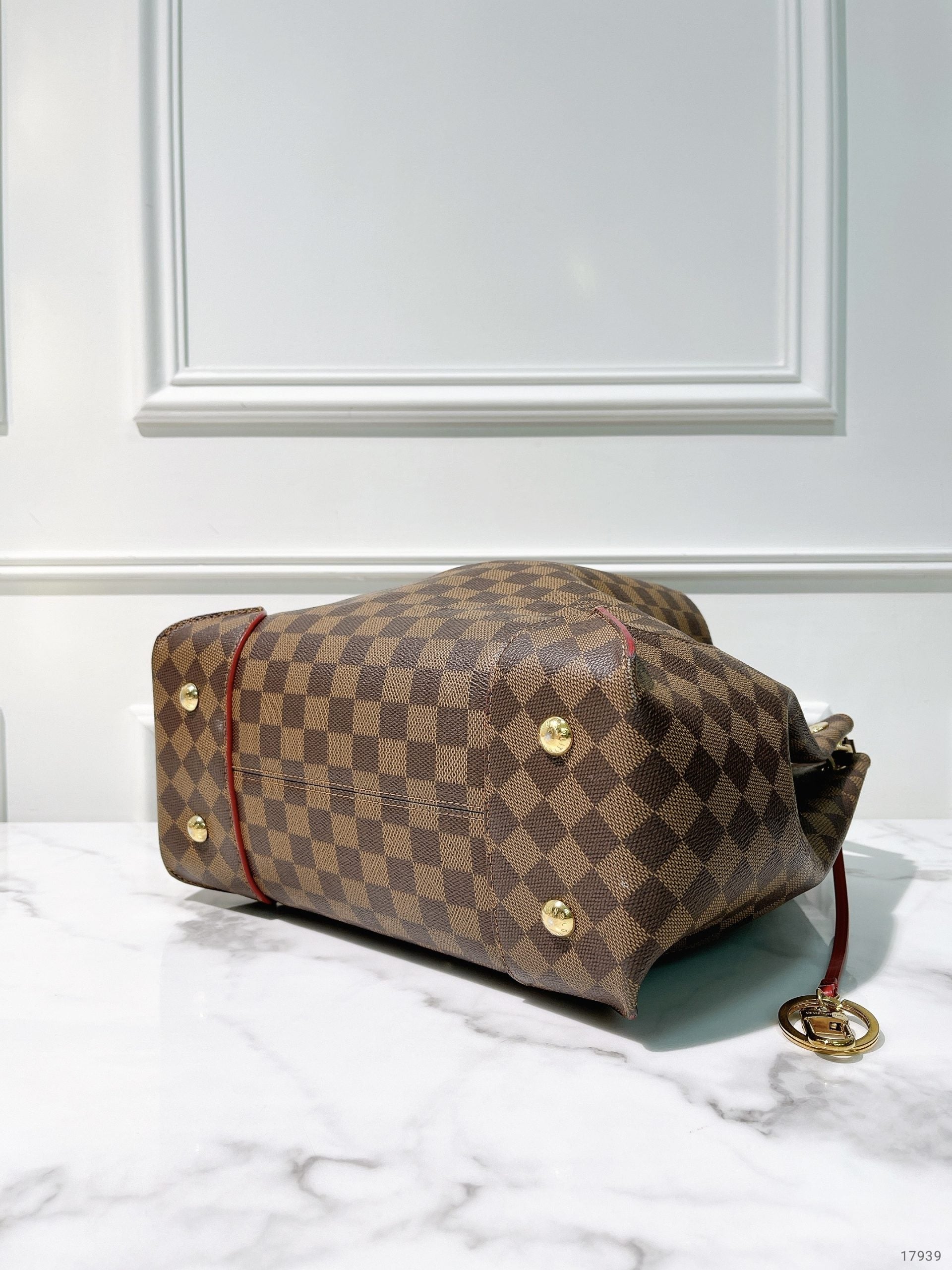 LV CAISSA, Damier
