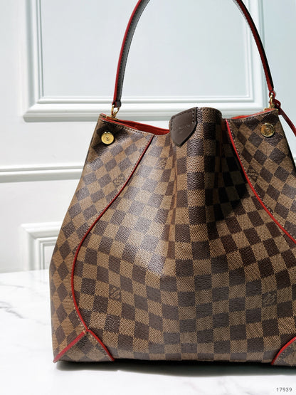 LV CAISSA, Damier