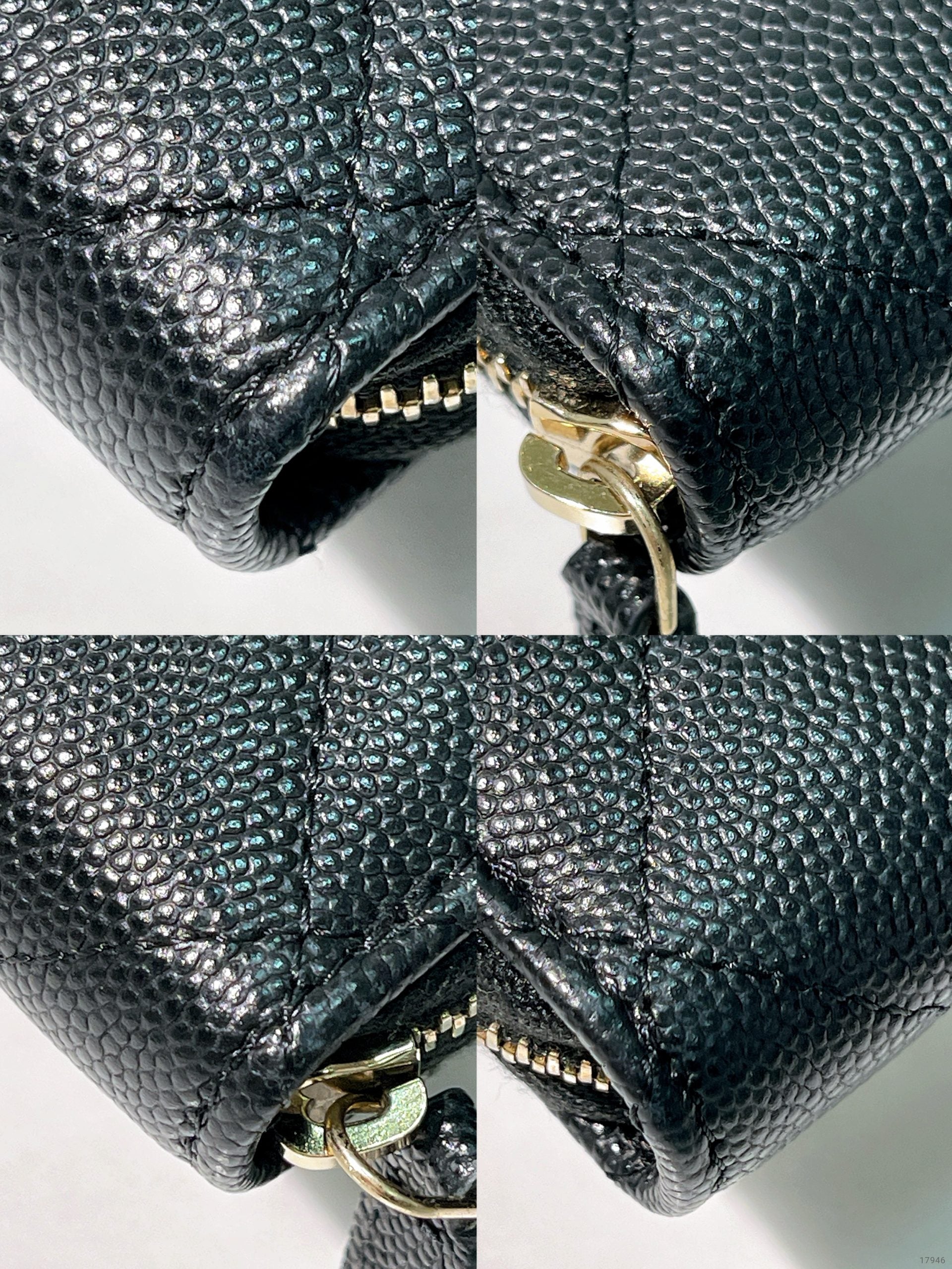 CHANEL 23B CARD HOLDER, Black/Gold