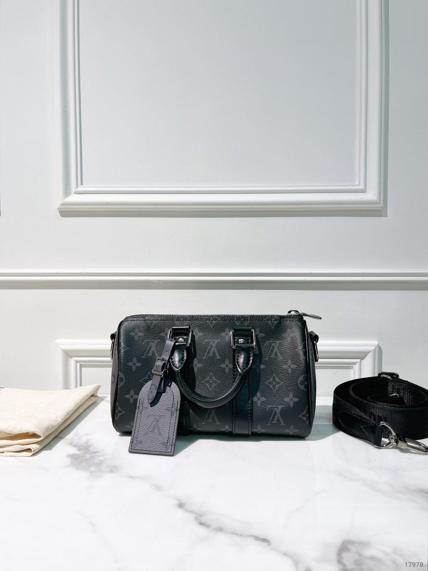 LV KEEPALL BANDOULIERE 25, Monogram