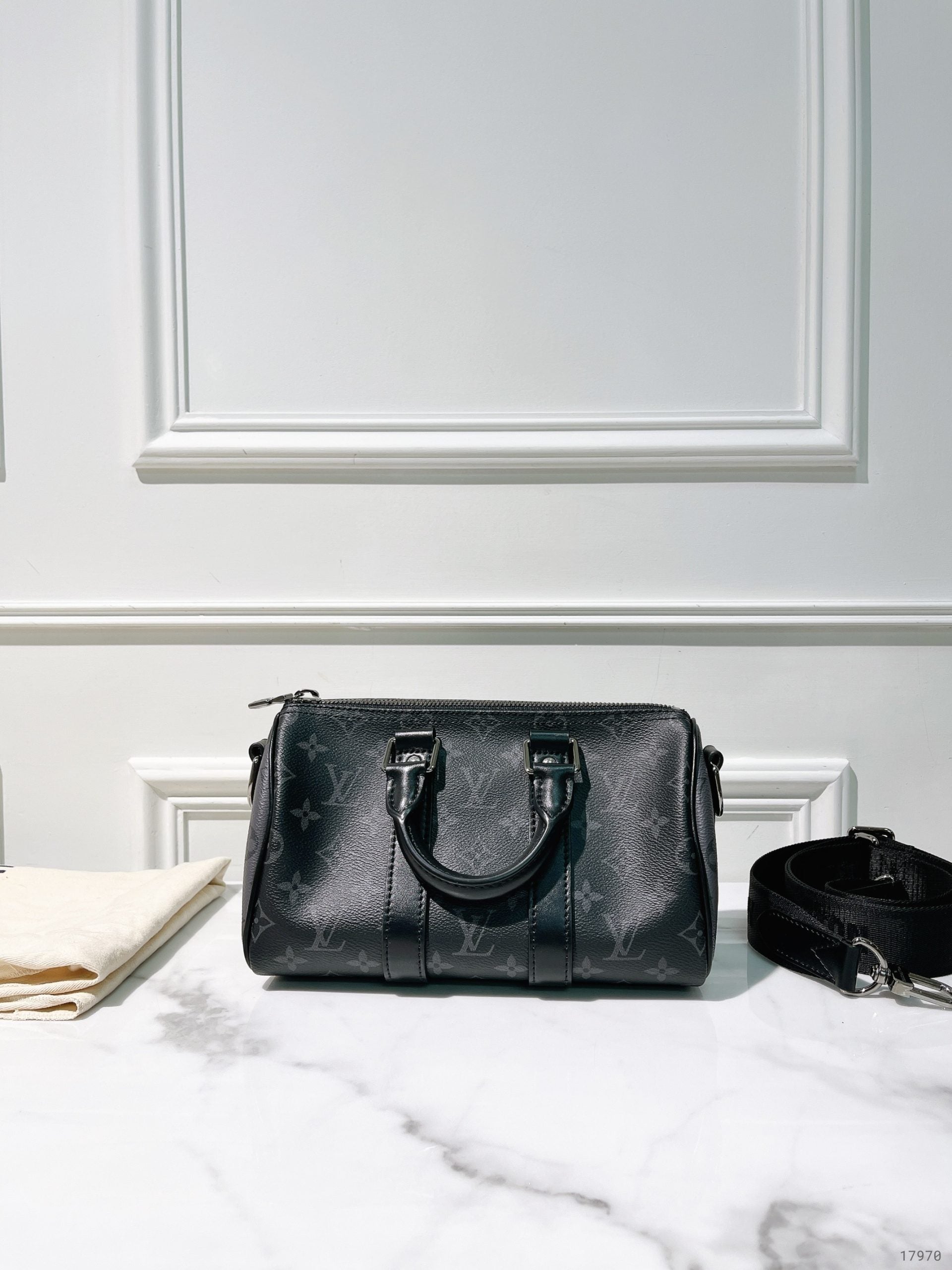 LV KEEPALL BANDOULIERE 25, Monogram