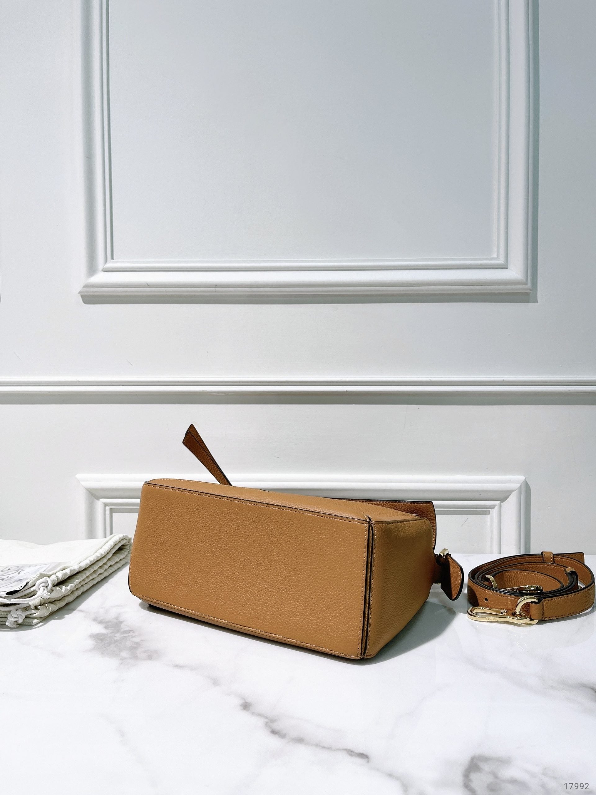 LOEWE SMALL PUZZLE EDGE BAG