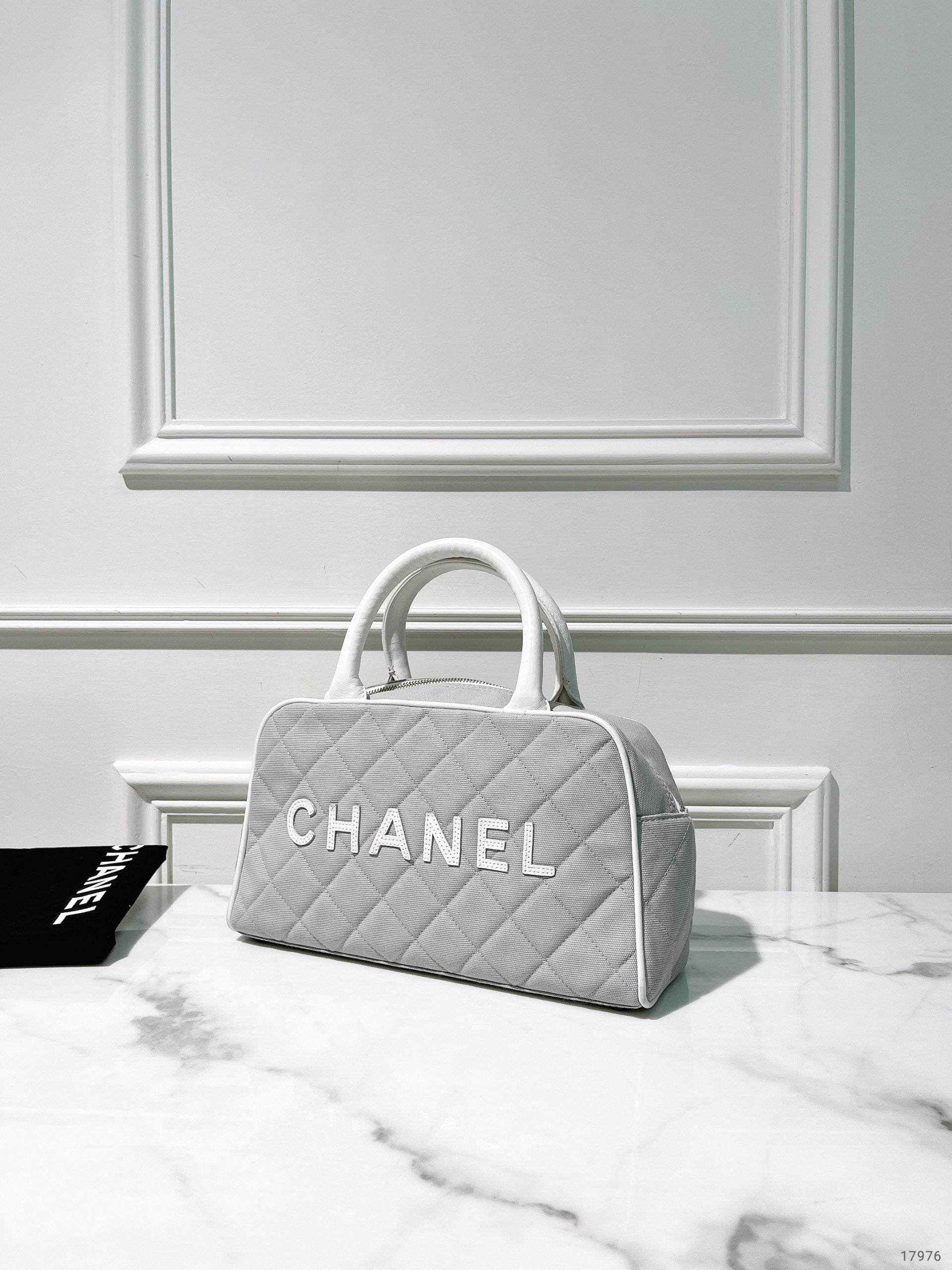 CHANEL VINTAGE BOLIDE BAG