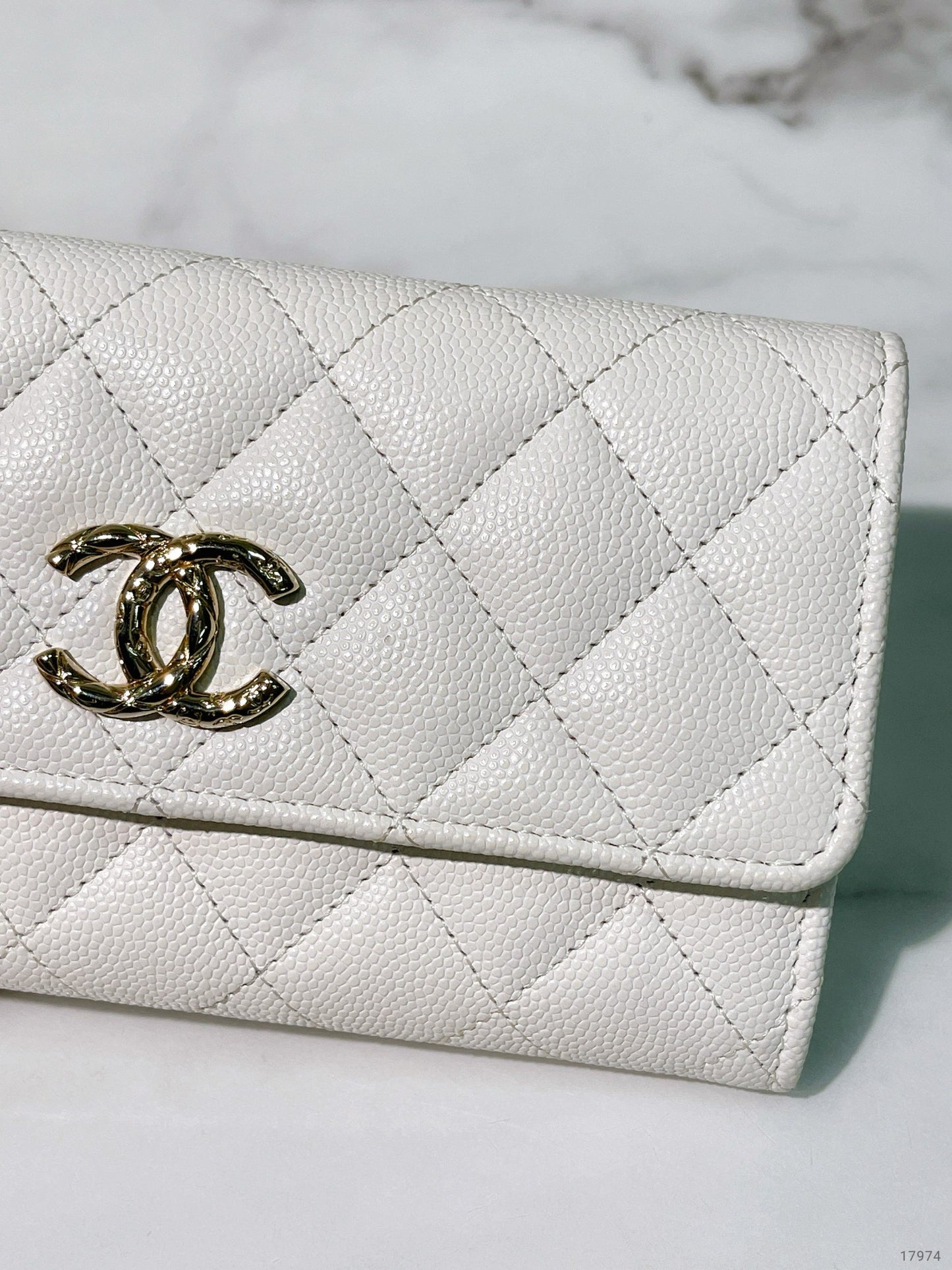 CHANEL 24S LONG WALLET, White/Gold