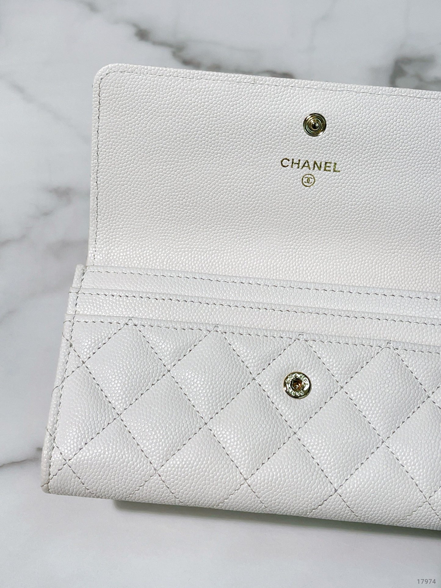 CHANEL 24S LONG WALLET, White/Gold