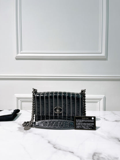 CHANEL SINGLE FLAP BAG, Black/Silver