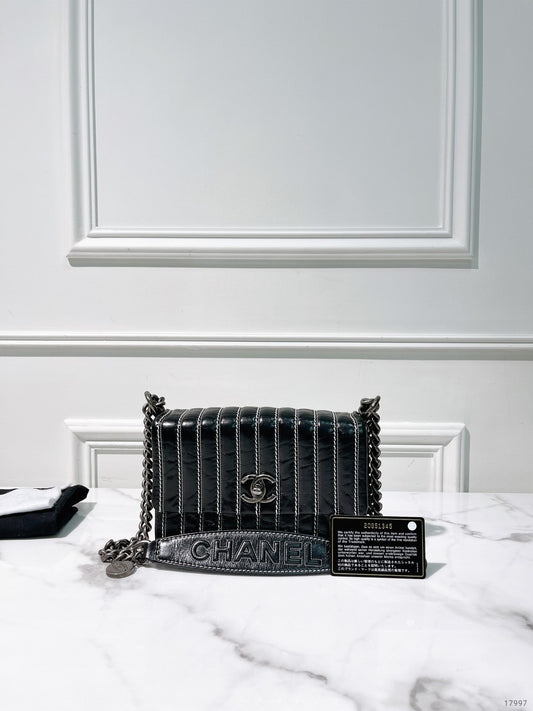 CHANEL SINGLE FLAP BAG, Black/Silver